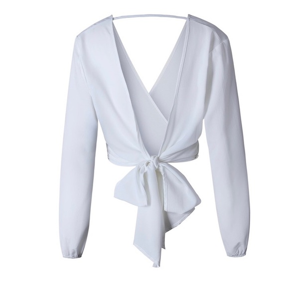 Party In The Tie Back Bow Cropped Blouse - Picture 4 of 5